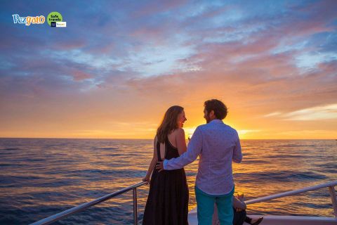 Cabo San Lucas: 2 Hour Sunset Cruise with Food and Wine