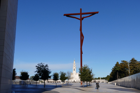 Da Lisbona: Fátima e la Casa dei Tre PastorelliTour in inglese