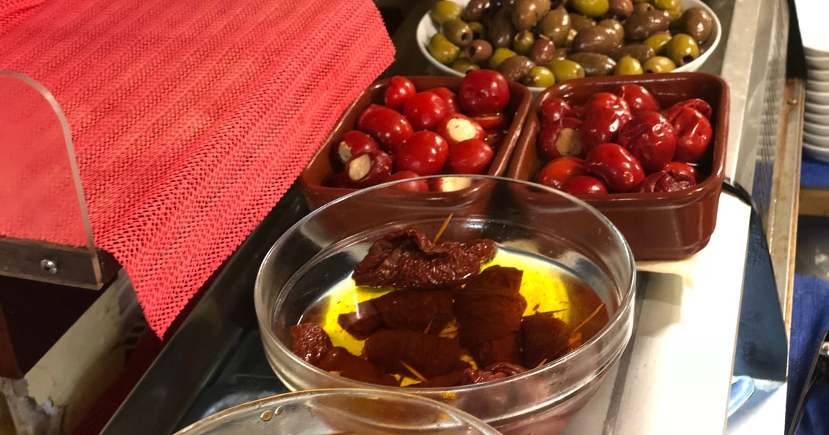 Barcelona Tapas, Wein und DinnerTour im gotischen Viertel