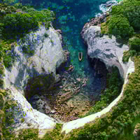 ホイチアンガ、大聖堂コーブ2時間ボートクルーズ - Housity