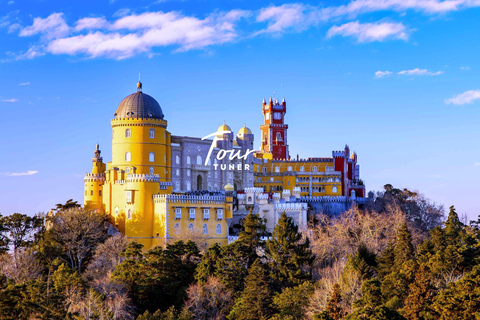 Lisbon: Sintra, Pena, Regaleira, Cabo da Roca & Cascais Private Tour – Personalized Comfort in an Exclusive Settings