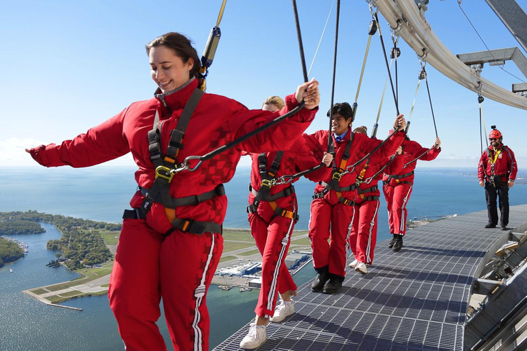 Toronto: CN Tower EdgeWalk Adventure Experience