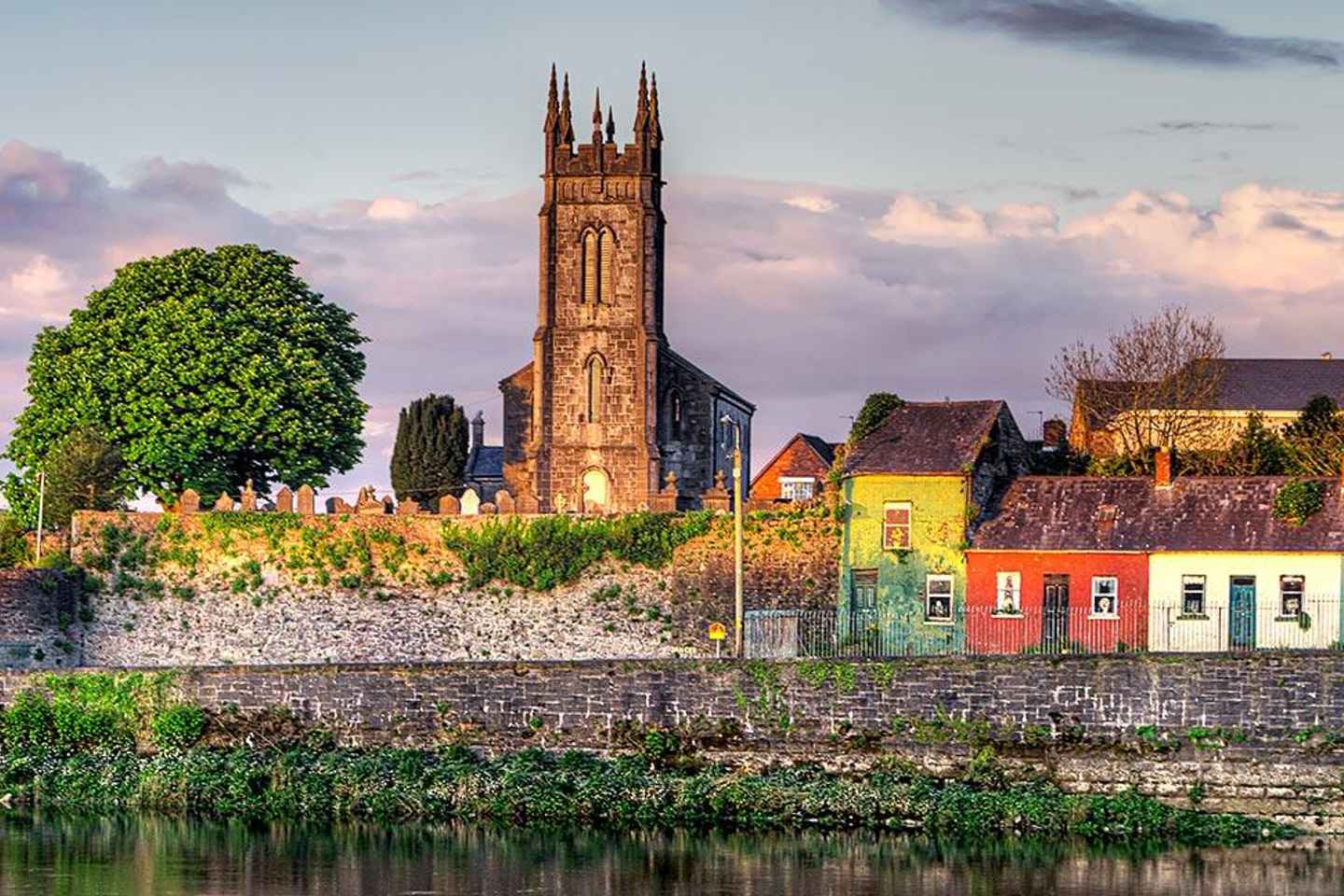 Limerick: Historic City & Milk Market Walking Tour