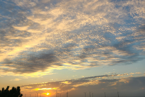 Entdecke den goldenen Sonnenuntergang von Aewol, ein Erlebnis, das man gesehen haben muss