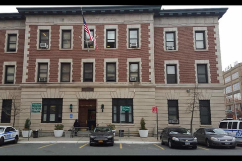 NYC: New York City Contrasts Tour through Harlem, The Bronx, Queens and Brooklyn Vip Service maximum 13 people in Spanish