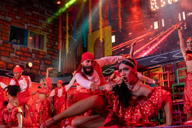 Cali: Salsa Show, Dinner & Local Party Experience
