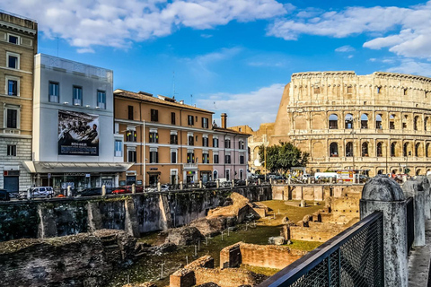 Roma: Coliseo, Foro y Palatino Alojado Skip-the-LineRoma: Coliseo, Foro y Colina Palatina Ticket de entrada sin colas