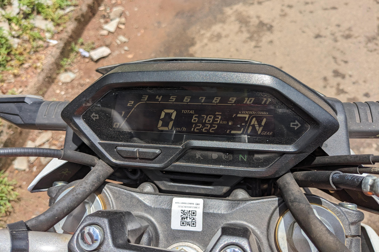 Bangalore: Private Motor Bike Tour with a Local Guide