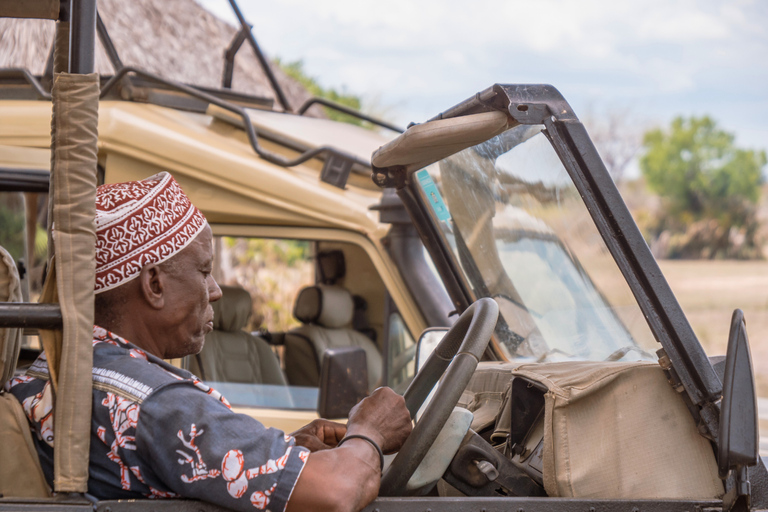From Zanzibar: 1-Day Selous Safari with Flight & Lunch Selous Safari from Zanzibar – Without Transfer