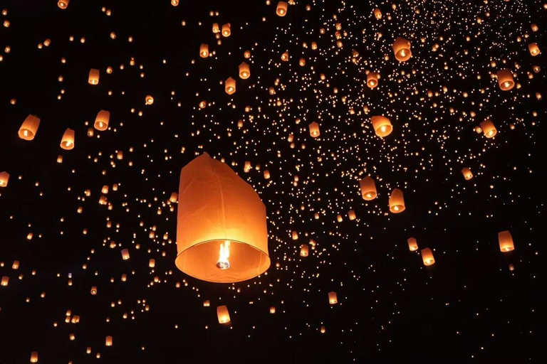 Chiang Mai: Yi Peng Lantern Festival at Maejo University Chiang Mai Yi Peng Lantern Festival at Maejo University