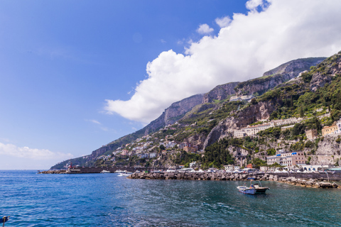 Sorrento: tour de día completo en barco por Positano, Amalfi y RavelloPaseo en barco con visita a Ravello