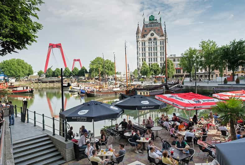 Rotterdam: Visita a pie de la II Guerra Mundial | GetYourGuide