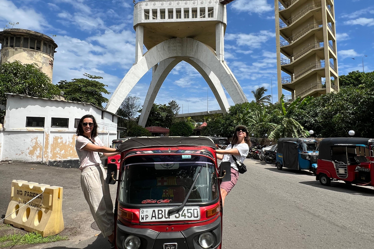 From Negombo: Colombo City Tour by Tuk Tuk with Hotel Pickup