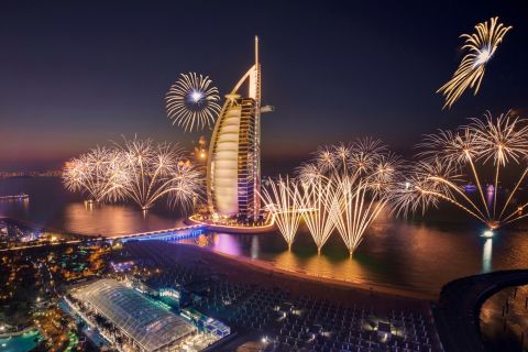Dubai nytårs fyrværkeri krydstogt