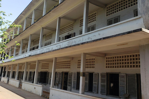 Phnom Penh: Silk Island, Killing Fields, and S-21 Tour
