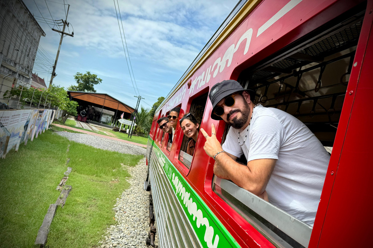 Bangkok: experiencia en el mercado flotante y el mercado del ferrocarrilServicio de recogida del hotel (ida)