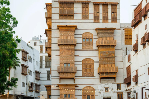 جدة: جولة إرشادية في المدينة القديمة والكورنيش والمسجد العائمجدة: يوم كامل خاص وفخم.