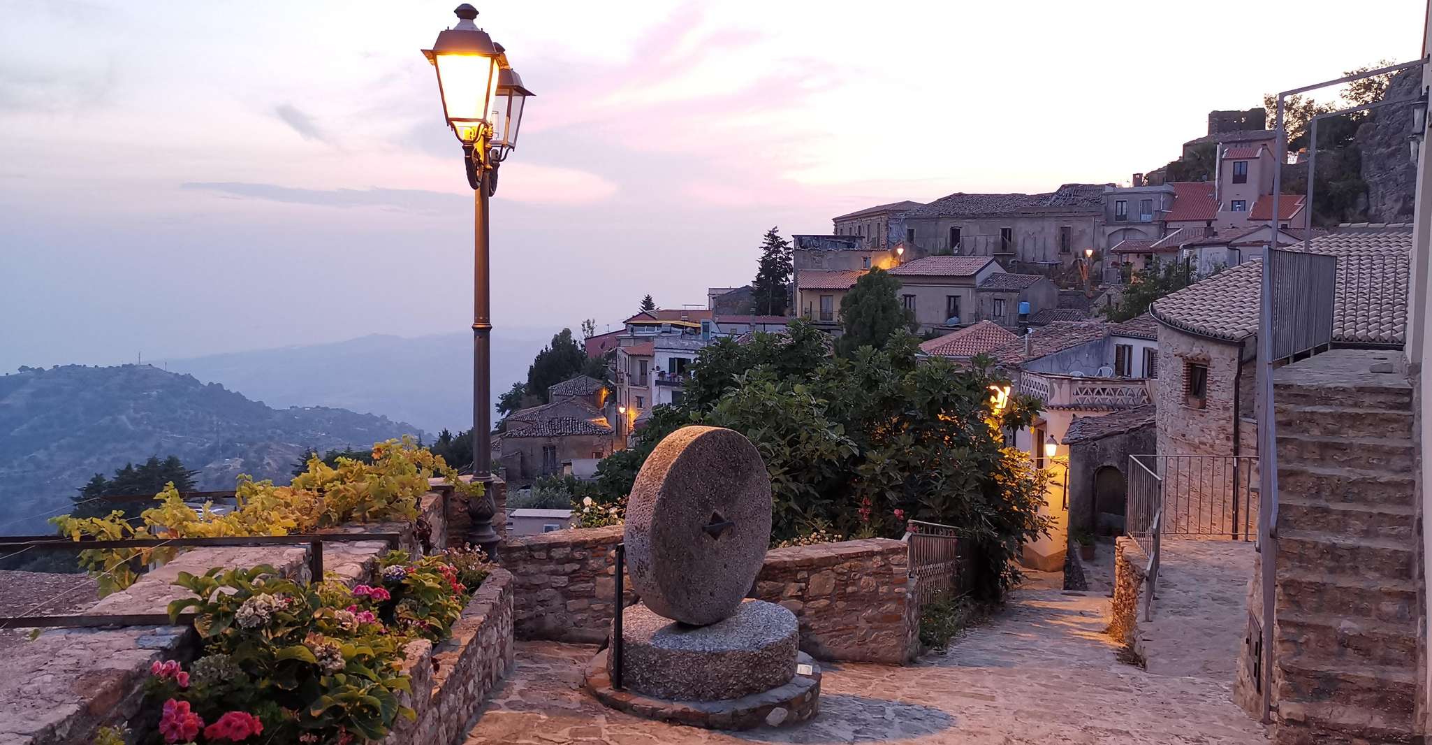 Reggio Calabria, Private Walking Tour of Greek Bova