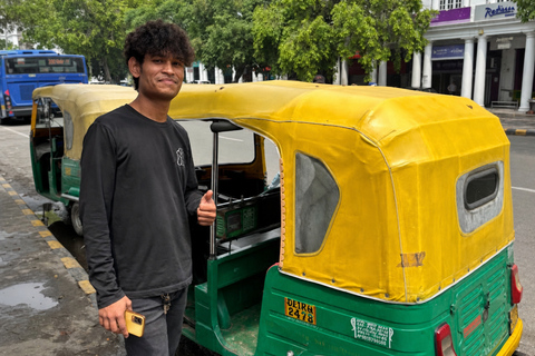 Delhi: A Day Between Gates, Gardens, and Tombs