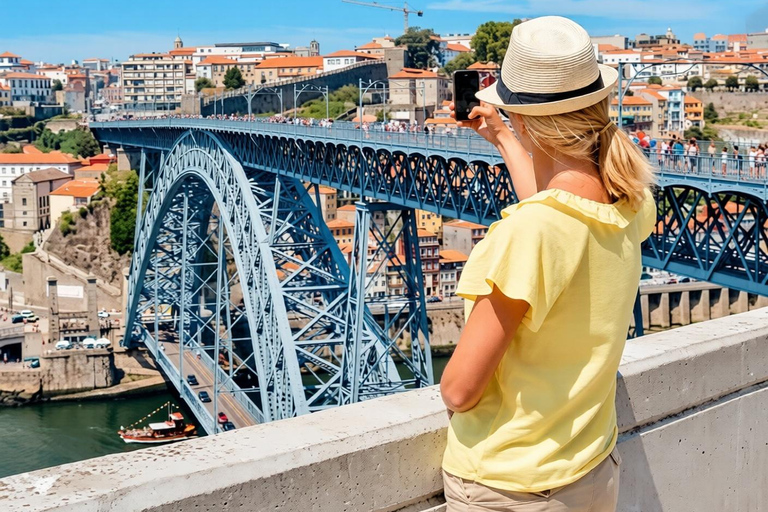 Porto: City Tour with Lello Bookshop and Wine Cellar Visit