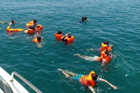 Hoi An: Cham Inseln Schnorchelausflug mit Schnellboot und MittagessenTreffpunkt am Kai von Cua Dai