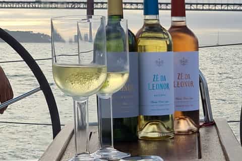 Private Wine and Cheese Tasting Boat Tour in Lisbon