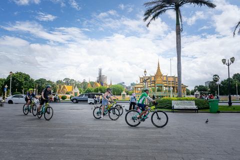 Phnom Penh: Silk Island Bike Tour & Evening Foodie Full-Day Haft Day: Evening Food Tour