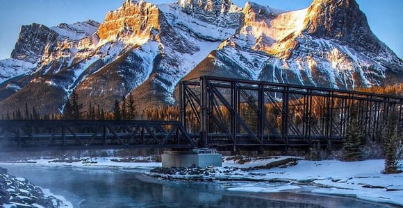 Calgary: Tagestour zu den Radium Hot Springs & zum Marble Canyon