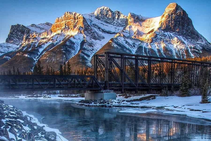 Calgary: Tagestour zu den Radium Hot Springs und zum Marble Canyon. Foto: GetYourGuide Calgary: Tagestour zu den Radium Hot Springs und zum Marble Canyon. Foto: GetYourGuide