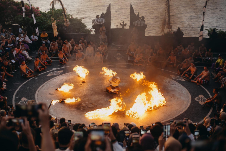 Avontuur: Uluwatu, Kecak Vuurdans &amp; Jimbaran Baai DinerPrivétour Tour met kleine groep