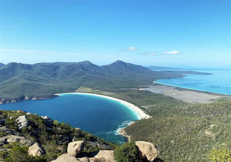 Hobart: Wineglass Bay & Freycinet National Park Via Richmond | GetYourGuide