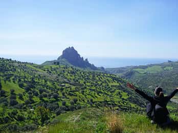 Trekking privato da Pentedattilo alle Rocche di Santa Lena