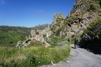 Private Trek van Pentedattilo naar Rocche di Santa Lena - Housity