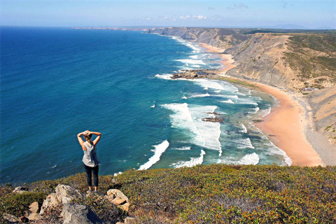 Z Lagos: Wycieczka piesza po zachodnim wybrzeżu i tapas o zachodzie słońcaWycieczka w małej grupie – dołącz do grupy i dziel się wrażeniami