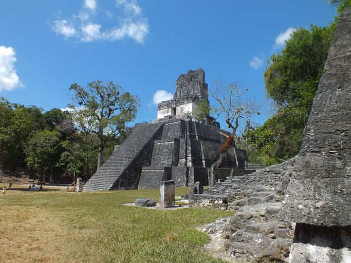 tikal yaxha tour