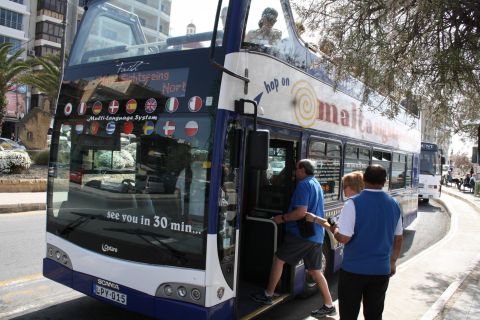 Malte : bus à arrêts multiples
