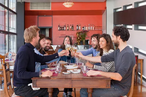 Lisboa : Tour gastronómico y de fado
