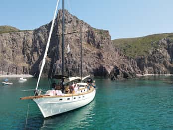 From Calasetta:Saling boat Tour to Carloforte & Sant'Antioco