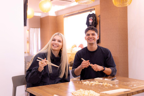 Osaka: Chopstick-Making Workshop with Local Instructor