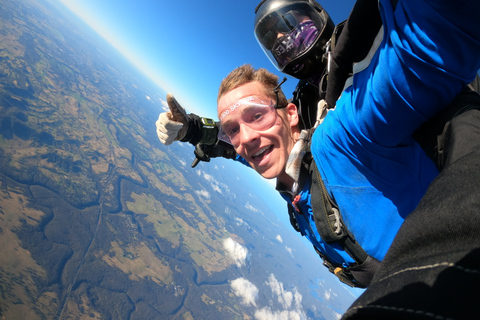 Sydney: Tandem Skydive com traslados opcionaisSydney: Tandem Skydive com traslados