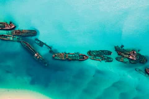 Moreton Island Shipwreck, Sand Dune & Kayak 1-Day Adventure