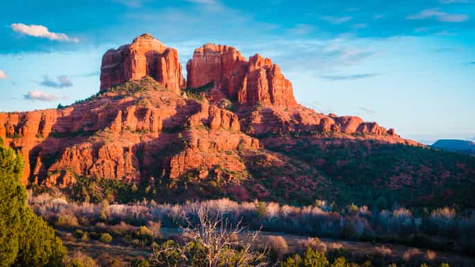 from flagstaff sedona red rock explorer day trip