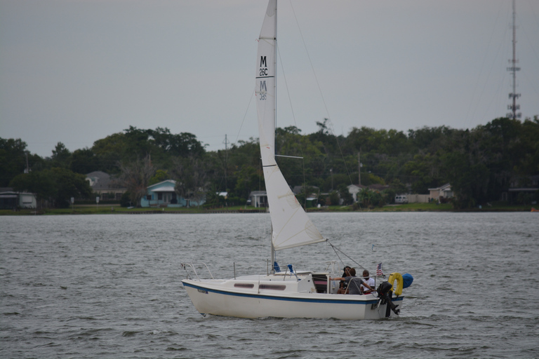 Orlando: Private Sunset Sailing Trip on Lake Fairview