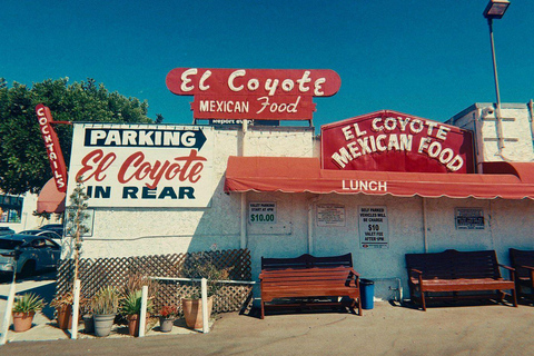 Los Angeles : circuit en limousine premium sur les traces des meurtres de la famille MansonLos Angeles : Visite guidée en limousine de luxe sur les lieux des meurtres de la famill