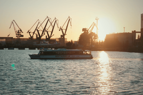 Gdańsk: River Cruise on Motlawa with Meal and Drink Romantic Cruise