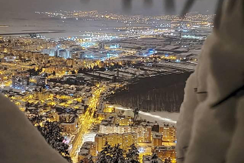Brașov: Night Hike to the Brașov Sign with Guide