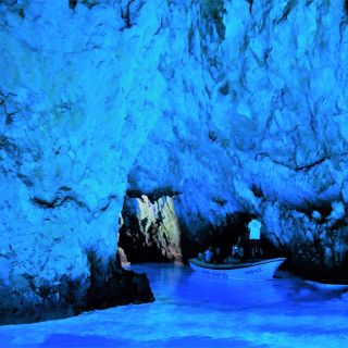 Da Spalato: tour di un'intera giornata della Grotta Azzurra e di Hvar