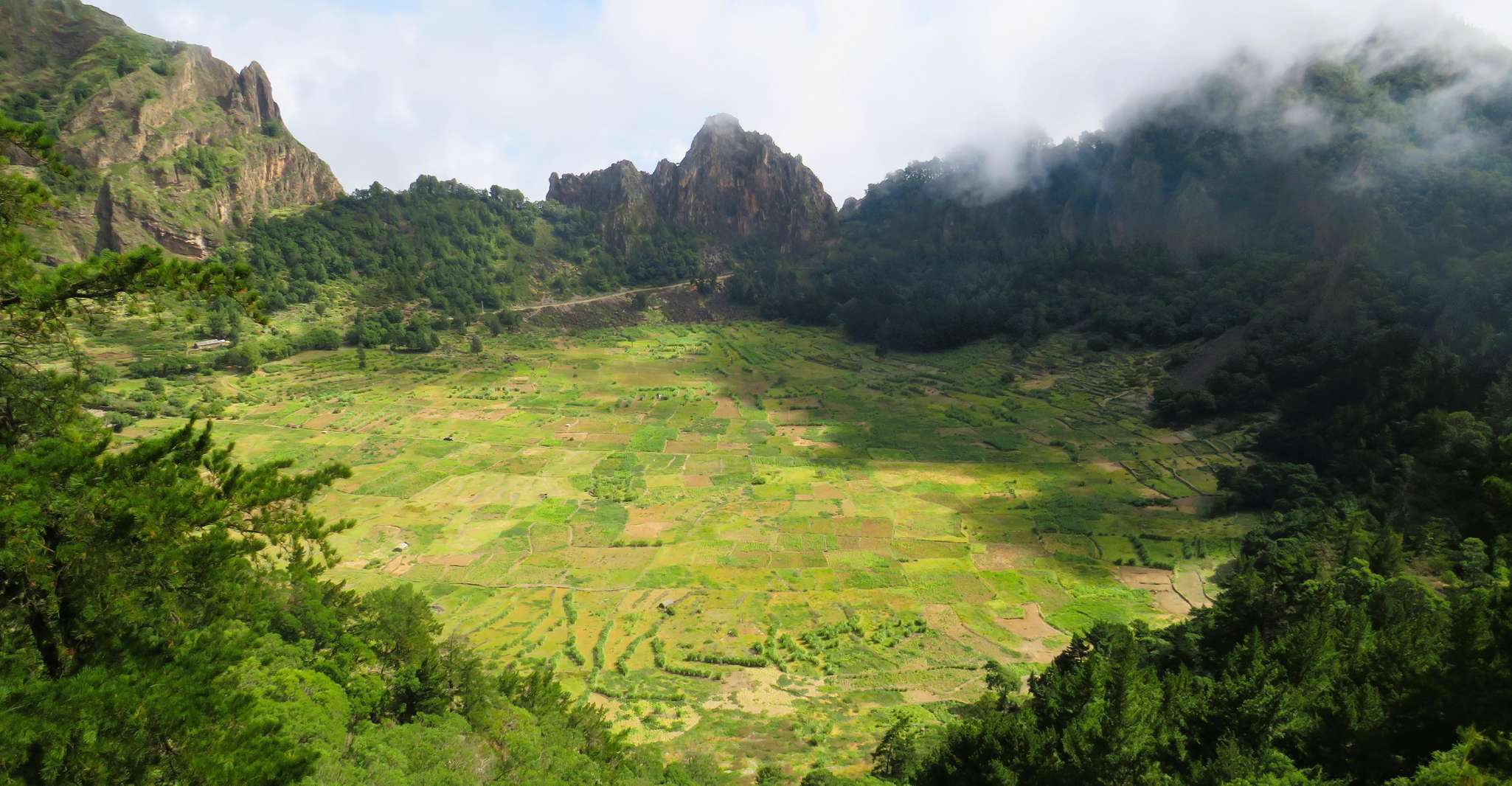 Santo Antão, Full Day Island Tour & Visit to Cova de Paúl - Housity