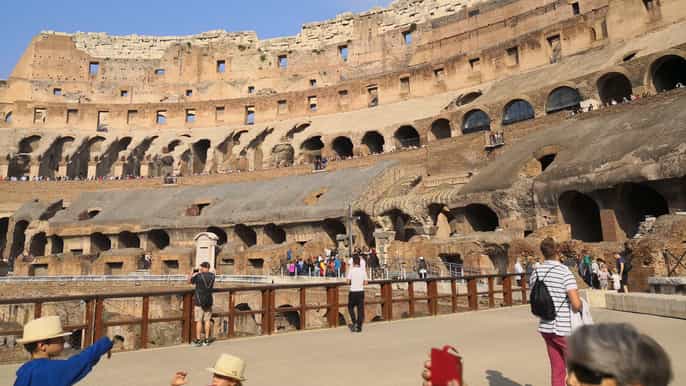 rome combination colosseum and evening walking tour