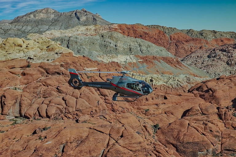 Las Vegas: Excursión en helicóptero por el Cañón de las Rocas RojasExcursión en helicóptero al atardecer